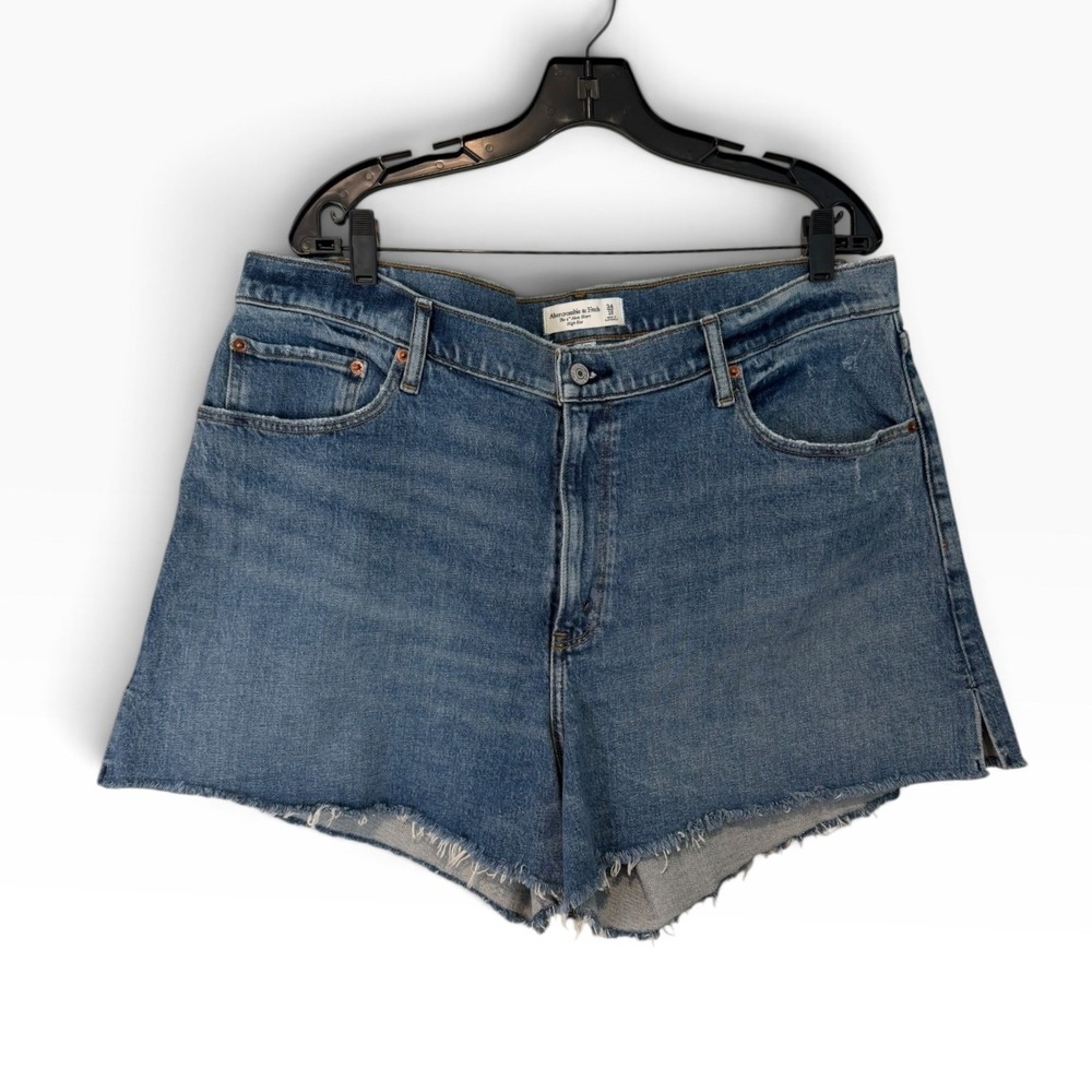 Abercrombie & Fitch Curve Love High Rise 4" Mom Shorts Blue Denim Size 34 18